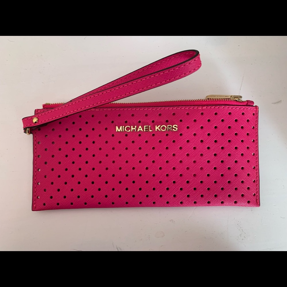 Beautiful pink Michael Kors wristlet